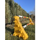 2db kitörő több színben